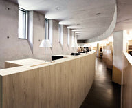 Walnut Oak houtlook interieurfolie toegepast in interieur